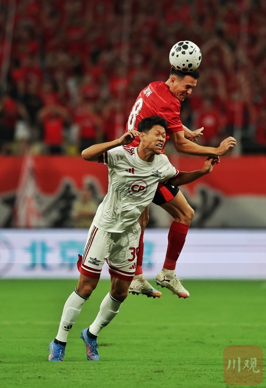 开云体育 投注-包含里程碑夜成都蓉城迎来里程碑，CBA常规赛今晨刷纪录，媒体盛赞，数据趋势出现新变化的词条