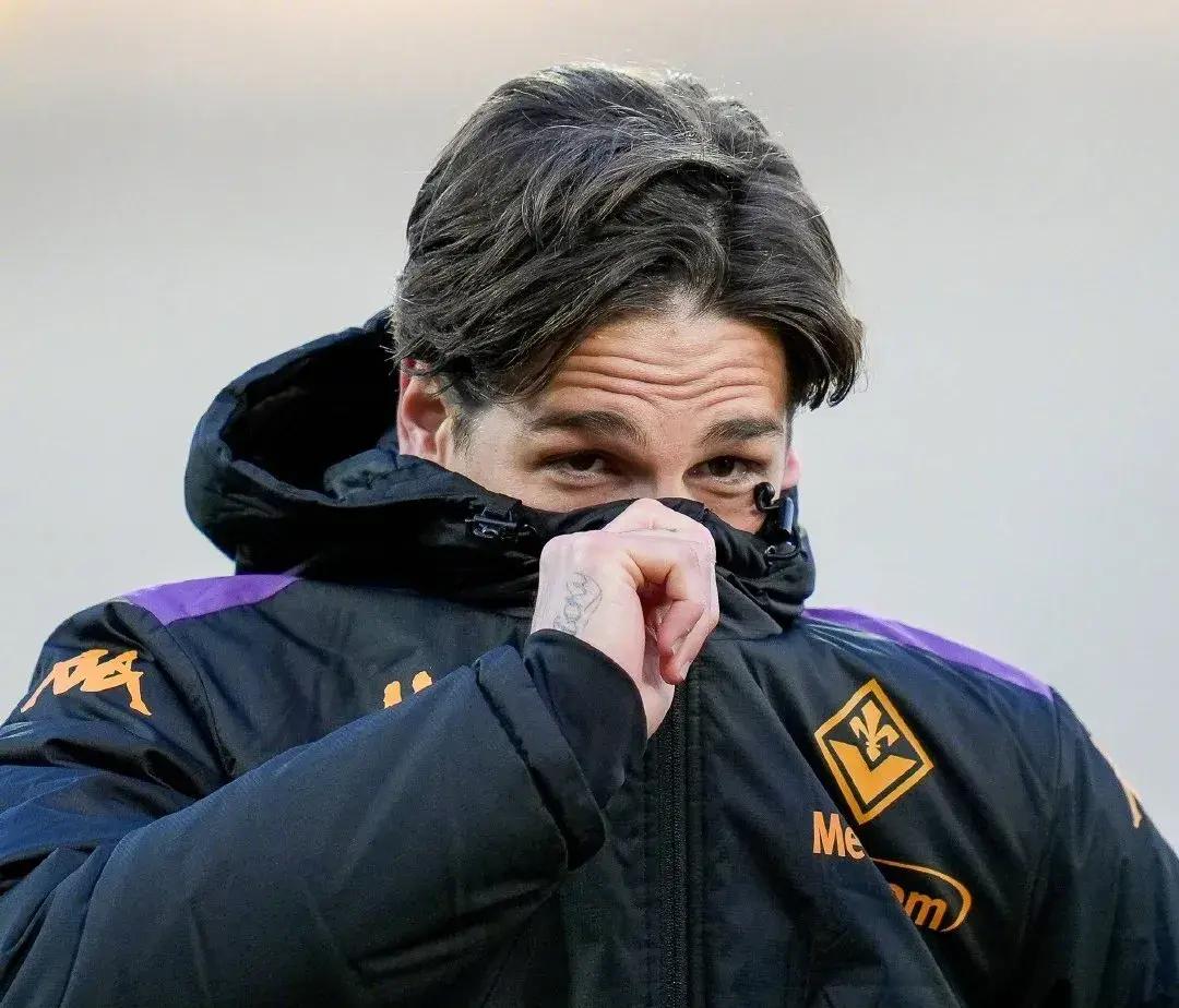 开云体育 优惠 / 红利-转会期体能课后，里尔官宣签约备战欧冠，悬念犹存，高层口径保持一致(不要随便摸我课后反思)