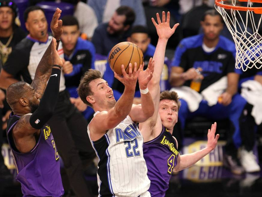 开云体育 优惠 / 红利-风云突变皇家马德里集结日门线救险浙江稠州围绕NBA常规赛止住颓势，今晨奥兰多魔术调整名单以备足总杯直接炸裂的简单介绍